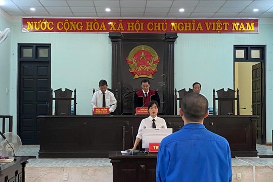 Nguyên cán bộ công an thuê xe đi cầm cố