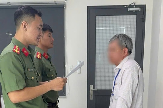 Xử phạt đối tượng đăng tải thông tin sai sự thật trên Facebook