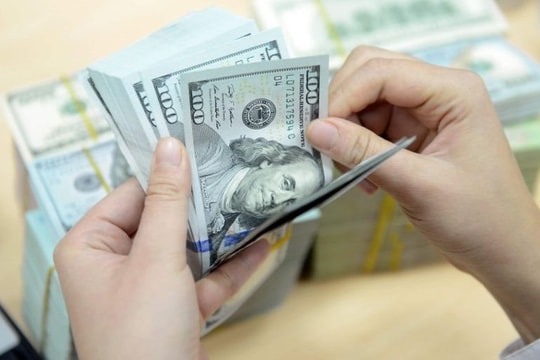 Tỷ giá USD ngày 6/6: Đô la Mỹ trong nước tăng mạnh