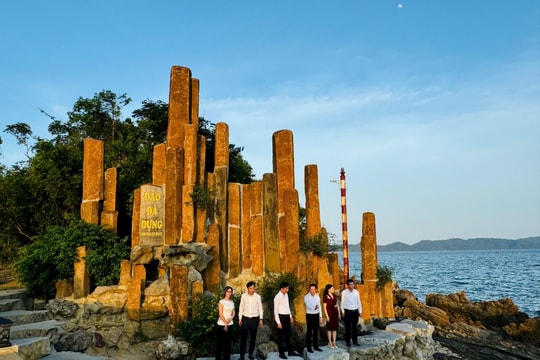 Đảo Đá Dựng – Viên ngọc hoang sơ trên biển Đầm Hà được đánh thức