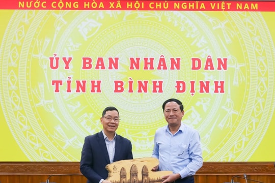 Bình Định tìm kiếm hợp tác chiến lược với Trường Fulbright