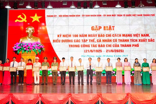 TP Hải Phòng gặp mặt các cơ quan báo chí nhân dịp 21/6