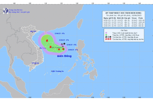 Áp thấp nhiệt đới có khả năng mạnh lên thành bão, hướng về quần đảo Hoàng Sa