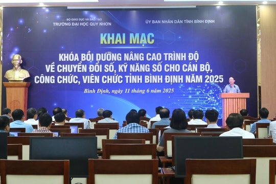 Bình Định khai giảng khóa bồi dưỡng kỹ năng số cho hơn 34.000 cán bộ