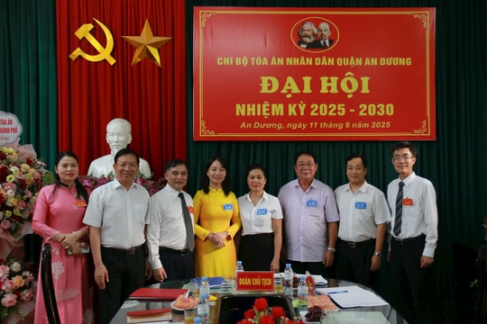 Đại hội Chi bộ TAND quận An Dương nhiệm kỳ 2025 - 2030