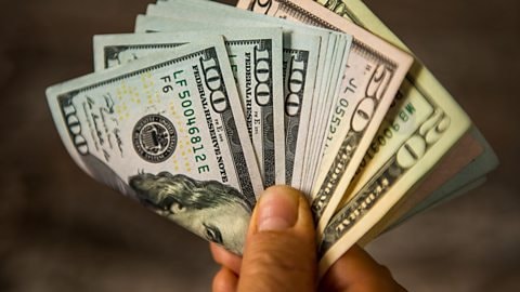 Tỷ giá USD ngày 11/6: USD điều chỉnh tích cực