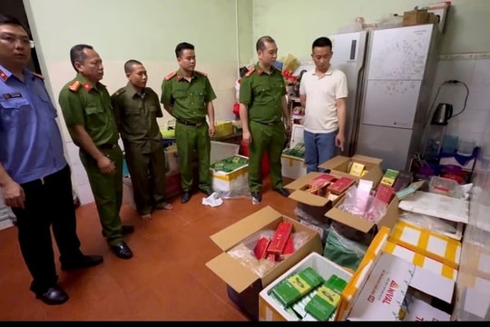 2 đối tượng buôn bán gần 5.000 bao thuốc lá điếu lậu