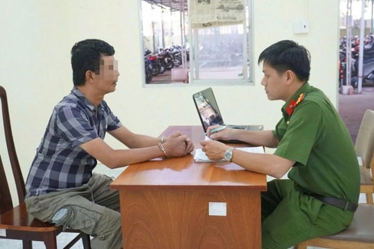 Bắt giữ 2 TikToker tung tin xuyên tạc về nguyên Giám đốc Công an TP HCM