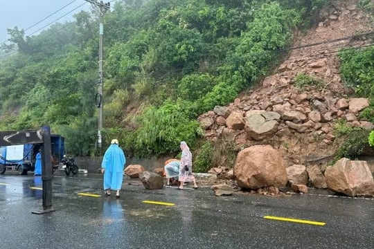 Cường độ bão số 1 đã mạnh thêm 1 cấp