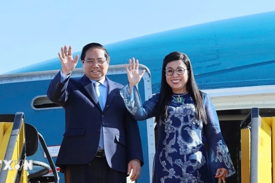 Thủ tướng về tới Hà Nội, kết thúc tốt đẹp chuyến công tác tại châu Âu