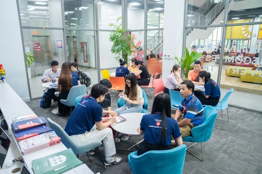 Một trường đại học TP.HCM dành hơn 70 tỷ đồng cho quỹ học bổng