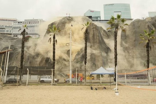 Động đất ngoài khơi làm rung chuyển thủ đô Peru