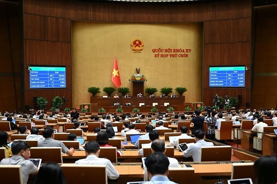 Quốc hội thông qua Luật Nhà giáo