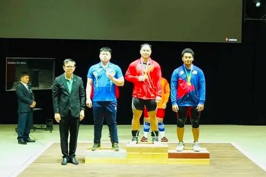 Đội tuyển cử tạ Việt Nam đứng đầu tại giải Đông Nam Á 2025