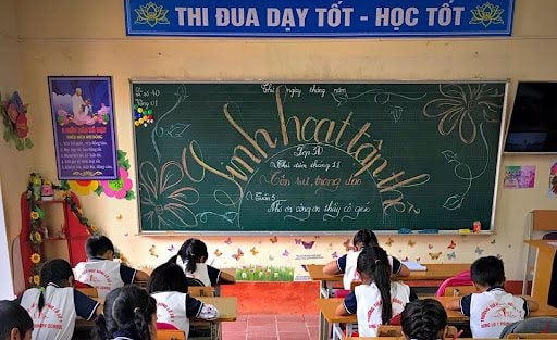 Giáo viên chủ nhiệm có được hưởng phụ cấp cho tiết sinh hoạt lớp?