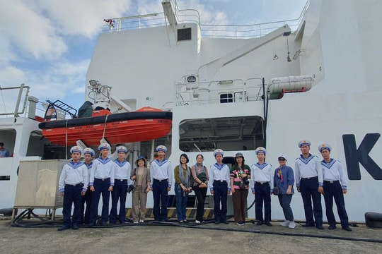 Vùng 3 Hải quân tri ân các nhà báo nhân kỷ niệm 100 năm Ngày Báo chí Cách mạng Việt Nam