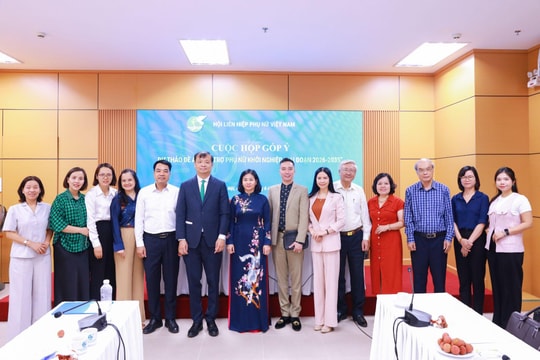 Từ thiết kế đến tư duy: NTK Đỗ Trịnh Hoài Nam tiếp lửa cho phụ nữ khởi nghiệp