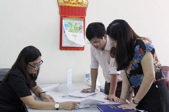 Cán bộ không chuyên trách chuyển làm Chủ tịch hội, xếp lương thế nào?