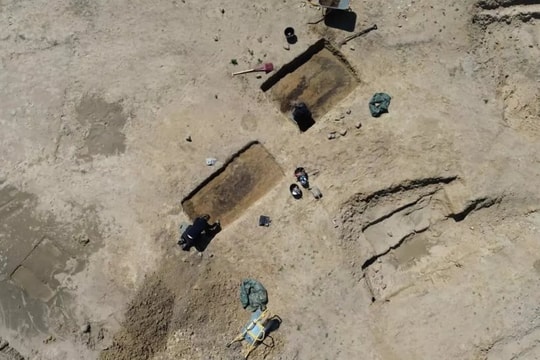 Phát hiện 30 ngôi mộ của người Viking