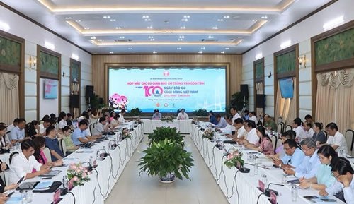 Đồng Tháp họp mặt kỷ niệm 100 năm Ngày Báo chí cách mạng Việt Nam