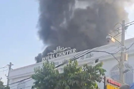 Trung tâm tiệc cưới ở TP.HCM bất ngờ phát hỏa