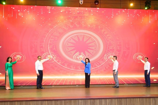 Ra mắt báo in Nội vụ và Xã hội