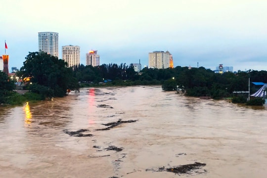 Thái Nguyên phát tin lũ khẩn cấp trên sông Cầu, nguy cơ ngập lụt diện rộng