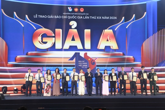 Lễ trao Giải Báo chí Quốc gia lần thứ 19 - năm 2024 với chủ đề "Thép trong bút - Lửa trong tim"