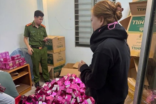 Giám đốc công ty mỹ phẩm bị khởi tố vì sản xuất hàng giả