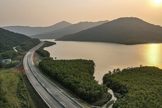 Sắp thông xe 208 km thành phần cao tốc Bắc - Nam
