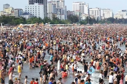 Hỗ trợ tắm biển Sầm Sơn an toàn