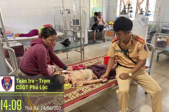 Cảnh sát giao thông TP Huế kịp thời hỗ trợ đưa cháu bé sốt cao, co giật đến bệnh viện