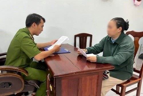 Khởi tố 3 đối tượng về hành vi vận chuyển hàng cấm