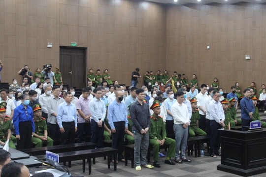 Cựu Bí thư Tỉnh ủy Vĩnh Phúc khai nhận tiền của ông chủ Tập đoàn Phúc Sơn để làm từ thiện