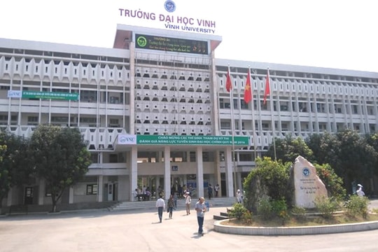 Trường Đại học Vinh kỷ luật cán bộ có hành vi không chuẩn mực