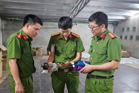 Phát hiện, thu giữ 2,5 tấn mỹ phẩm không rõ nguồn gốc