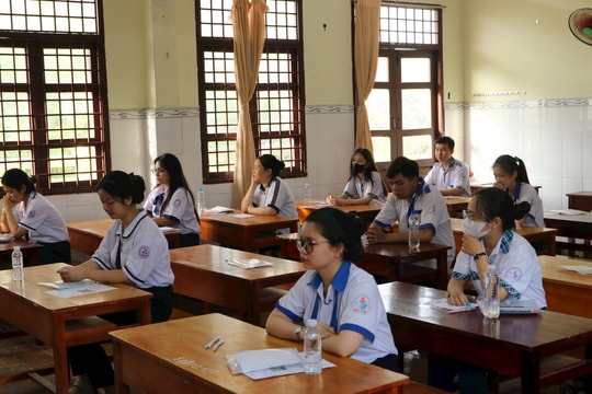 Gần 7000 thí sinh tại Bạc Liêu bắt đầu kỳ thi tốt nghiệp THPT năm 2025