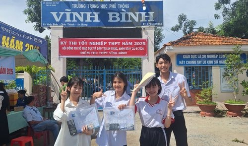 An Giang: Ngày thi đầu tiên kỳ thi tốt nghiệp THPT diễn ra an toàn, nghiêm túc
