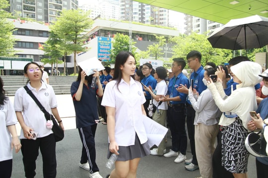 Gợi ý đáp án môn Ngữ văn thi tốt nghiệp THPT 2025