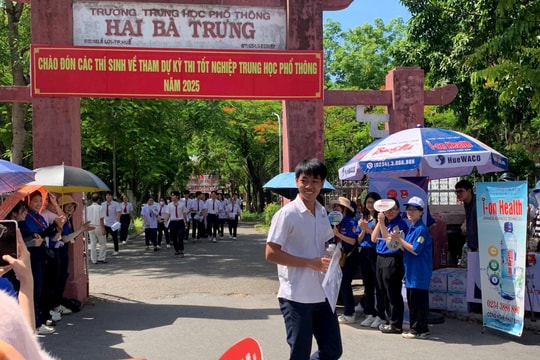 Tỷ lệ dự thi môn Ngữ văn ở Huế đạt 99,8%