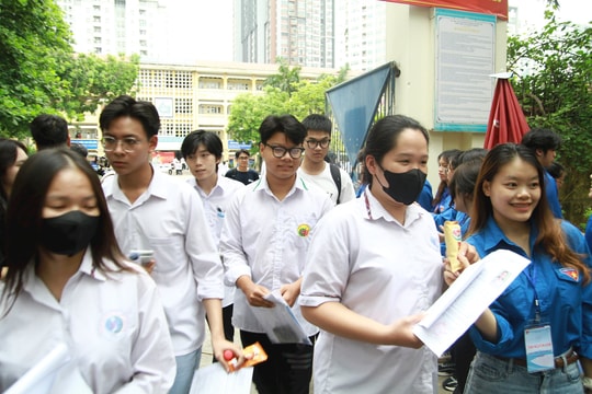 Tra cứu điểm thi tốt nghiệp THPT 2025 bằng cách nào?