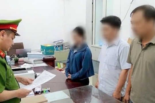 Khởi tố nguyên Giám đốc Chi nhánh Văn phòng Đăng ký đất đai huyện Yên Thủy