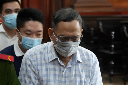 Cựu Giám đốc Trung tâm lý lịch tư pháp quốc gia lĩnh án 17 năm tù