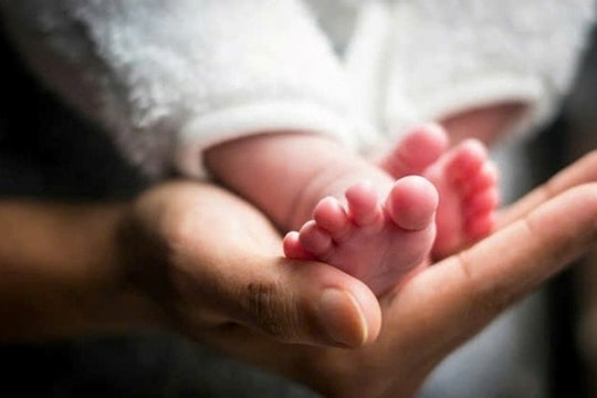 Đau lòng bé gái 3 tháng tuổi bị xâm hại tình dục