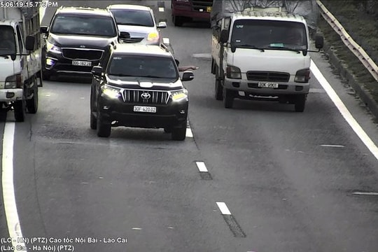 Khởi tố giám đốc dùng xe rượt đuổi, chặn xe trên cao tốc Nội Bài - Lào Cai