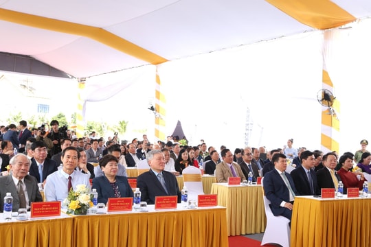 Khởi công dự án đầu tư xây dựng cao tốc Bảo Lộc - Liên Khương