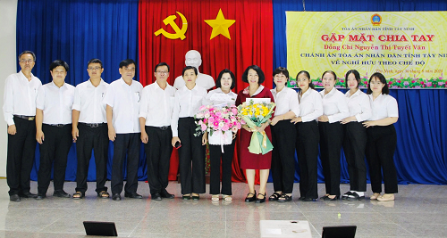 Chánh án TAND tỉnh Tây Ninh nghỉ hưu trước tuổi