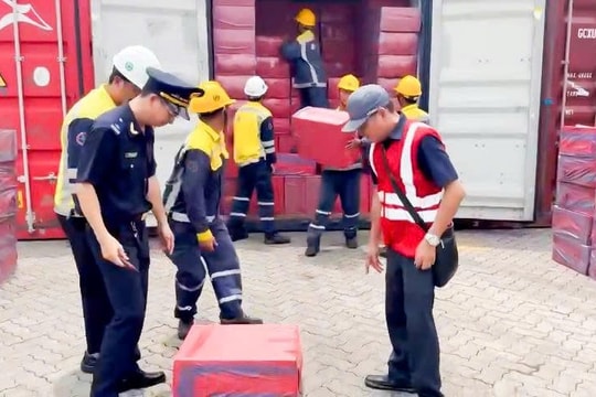 Hải quan bắt giữ hơn 1,3 triệu bao thuốc lá lậu