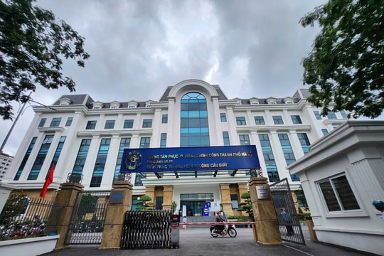 Ngày đầu vận hành chính quyền địa phương hai cấp ở Hà Nội