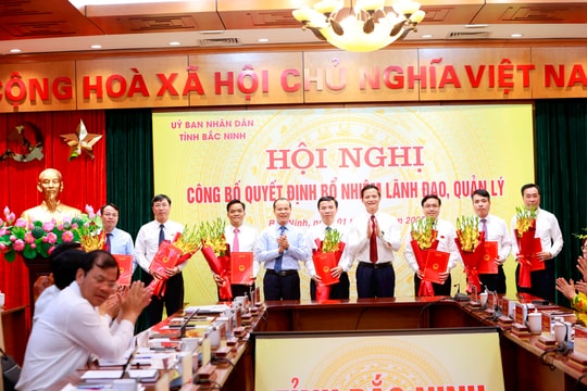 Bắc Ninh: Công bố các quyết định bổ nhiệm Giám đốc, Trưởng các sở, ngành